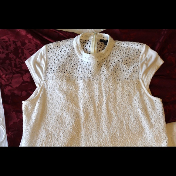 Tommy Hilfiger Tops - Tommy Hilfiger Blouse